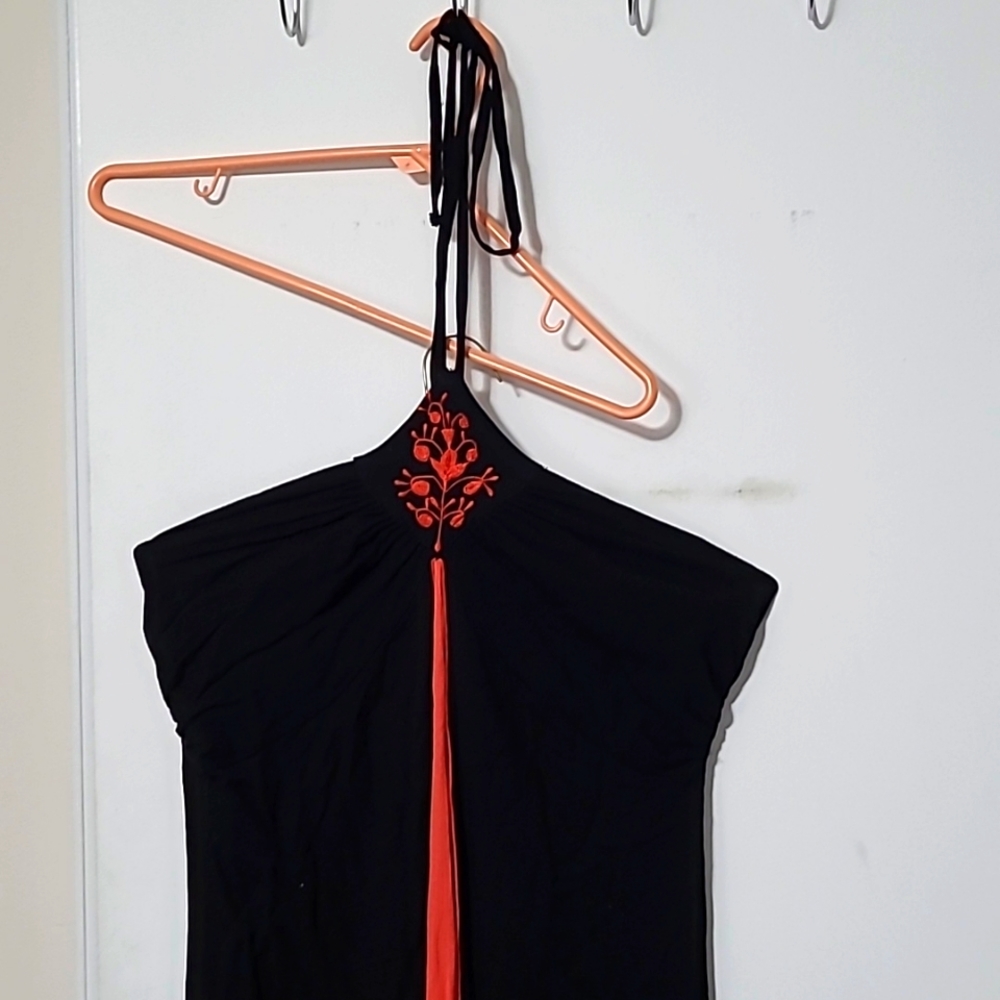 Comfy gauze maxi-dress with a twist